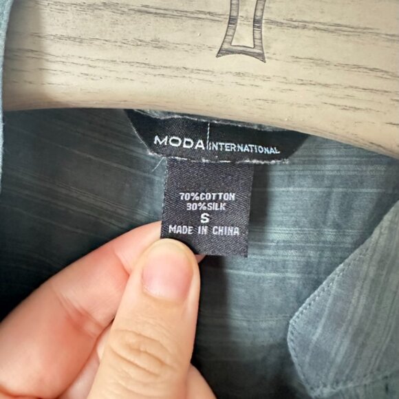 Moda International dark green long-sleeve blouse - Picture 5 of 6